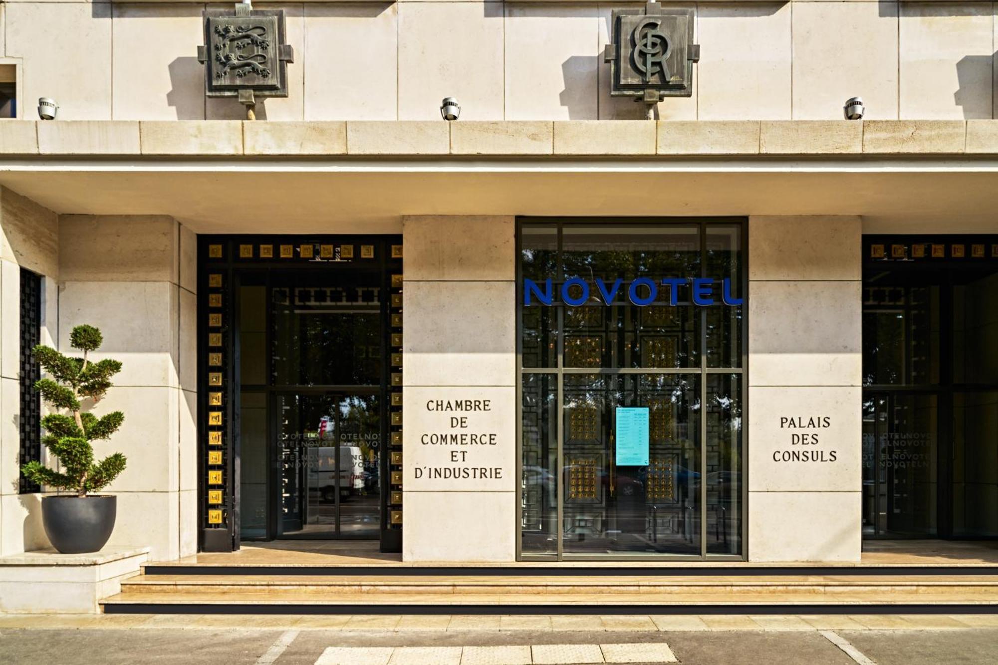 Novotel Rouen Centre Cathedrale Exterior foto